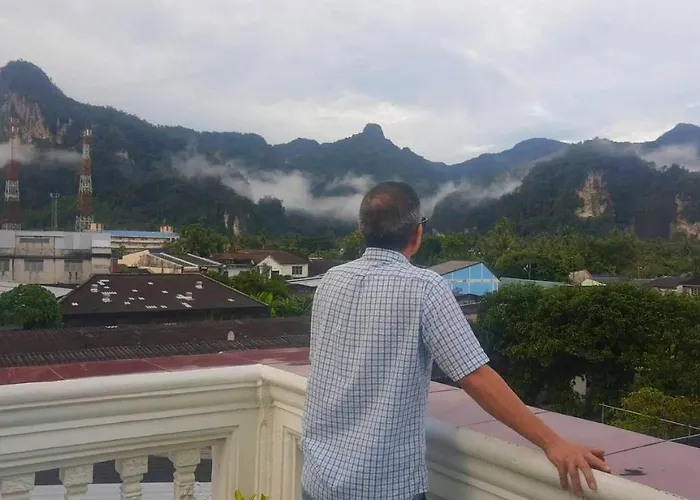 Thaweesuk Heritage Homestay