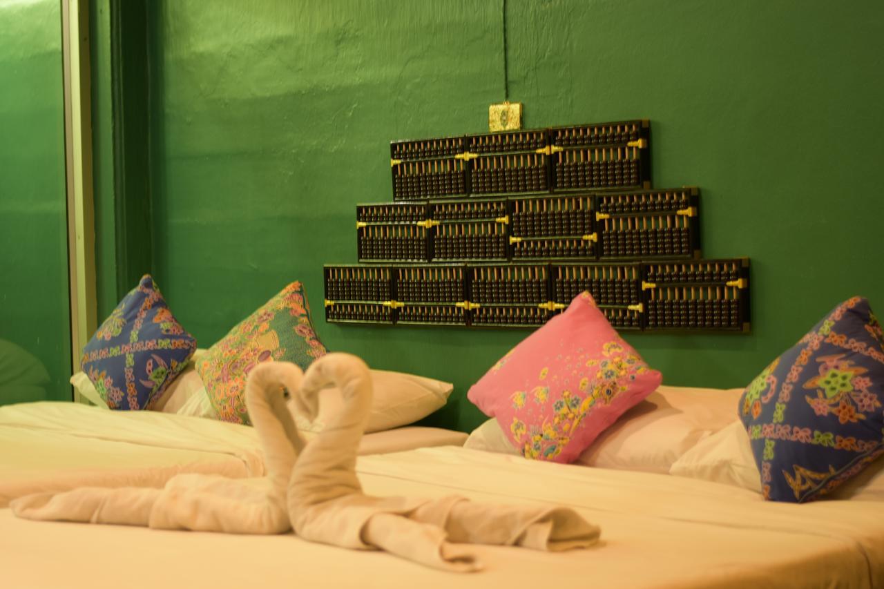 Thaweesuk Heritage Homestay Guest house 3*